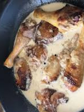 CUISSE POULETS SAUCE SAUTERME