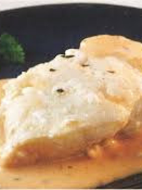 LOUP DE MER SAUCE CRUSTACES ET COGNAC