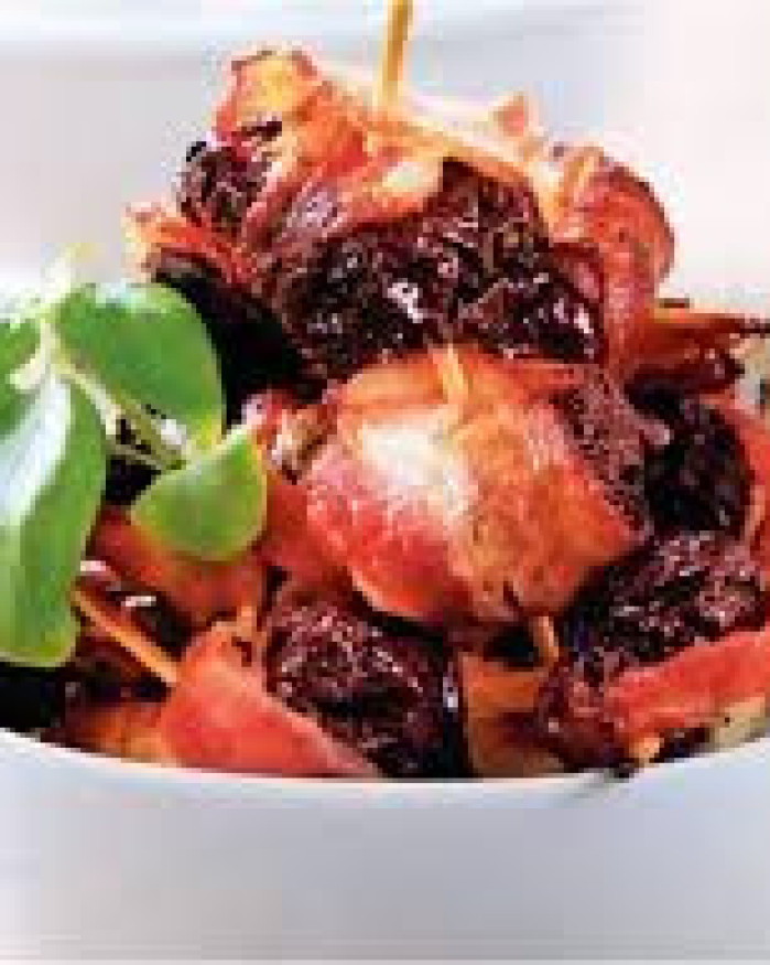 PRUNEAUX BACON