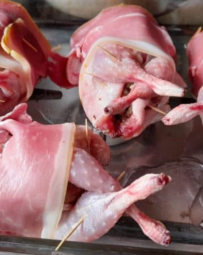 CAILLE  FARCIE MORILLE 